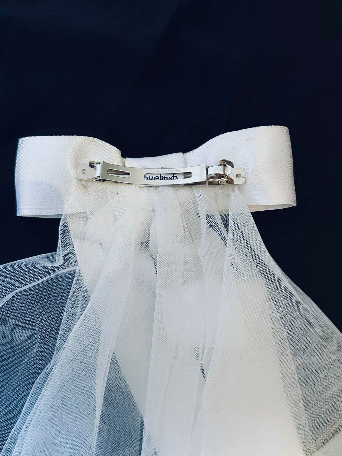 Back side of bridal veil on barrette clip