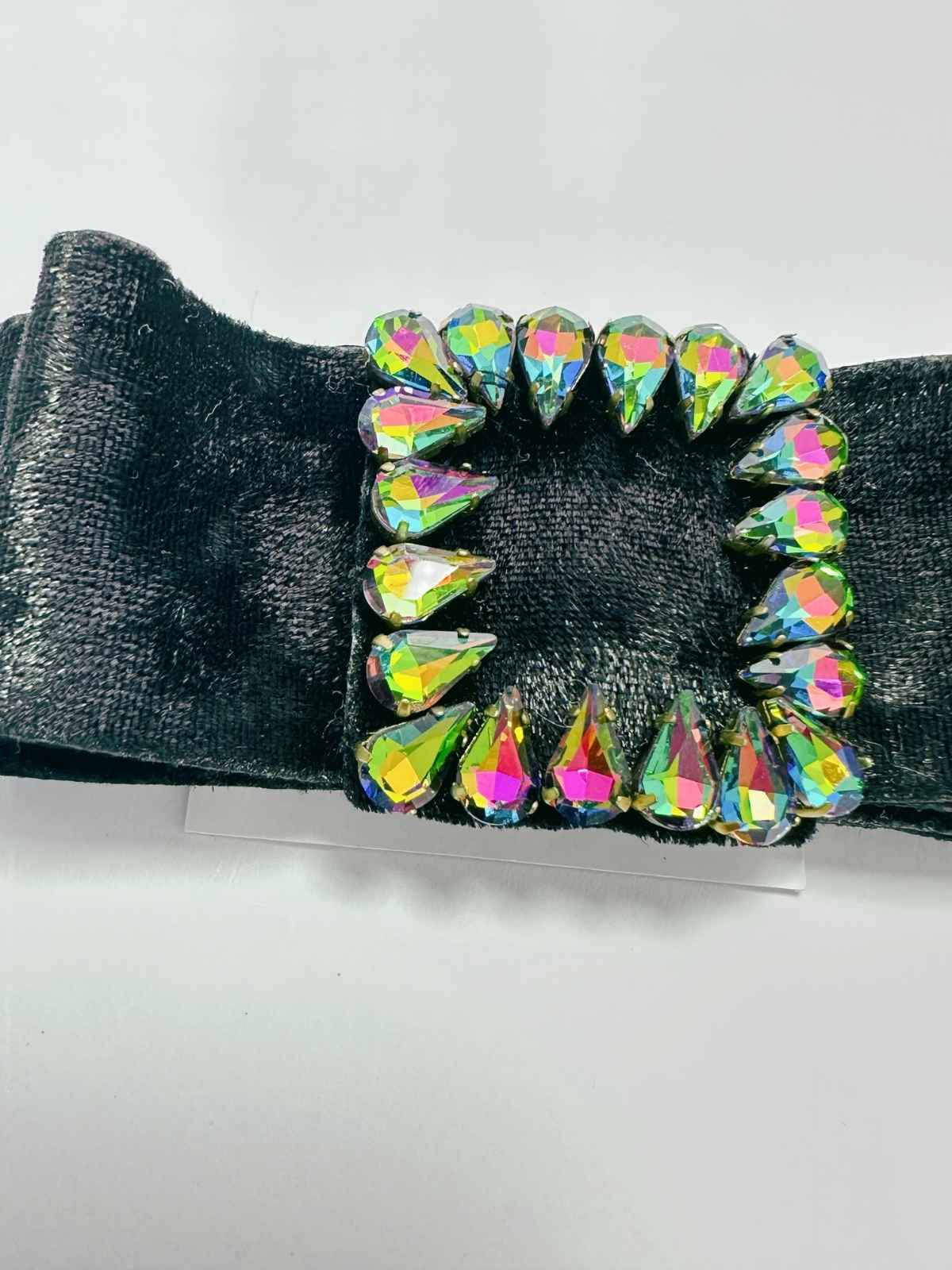 closeup of black velvet Victoria bow by loveknots