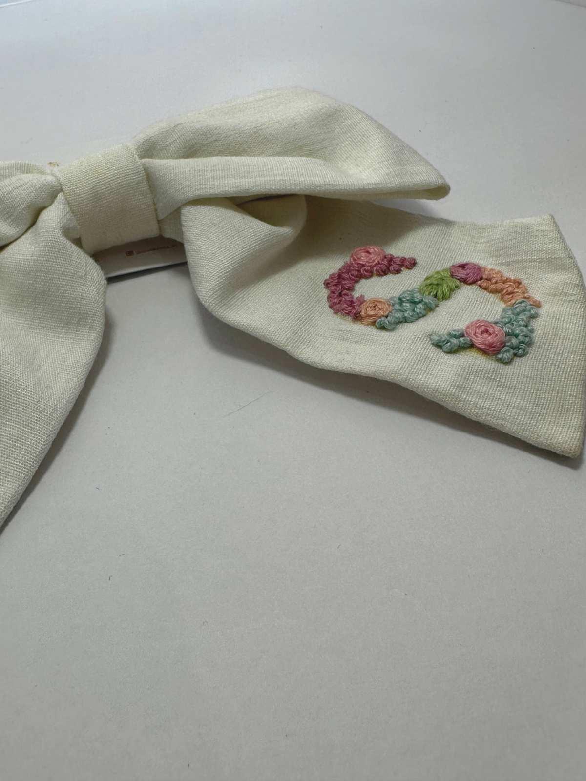 s letter bow hand embroidery