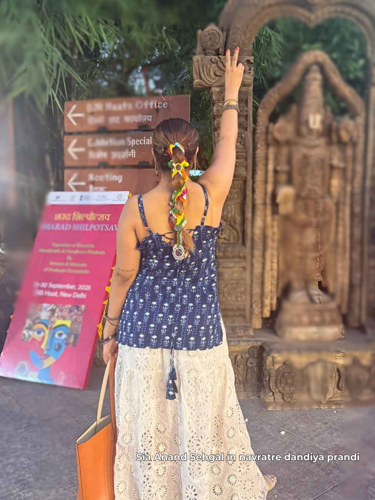 sia Sehgal in dandiya prandi